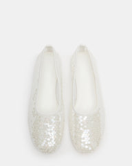 GARCELLE WHITE