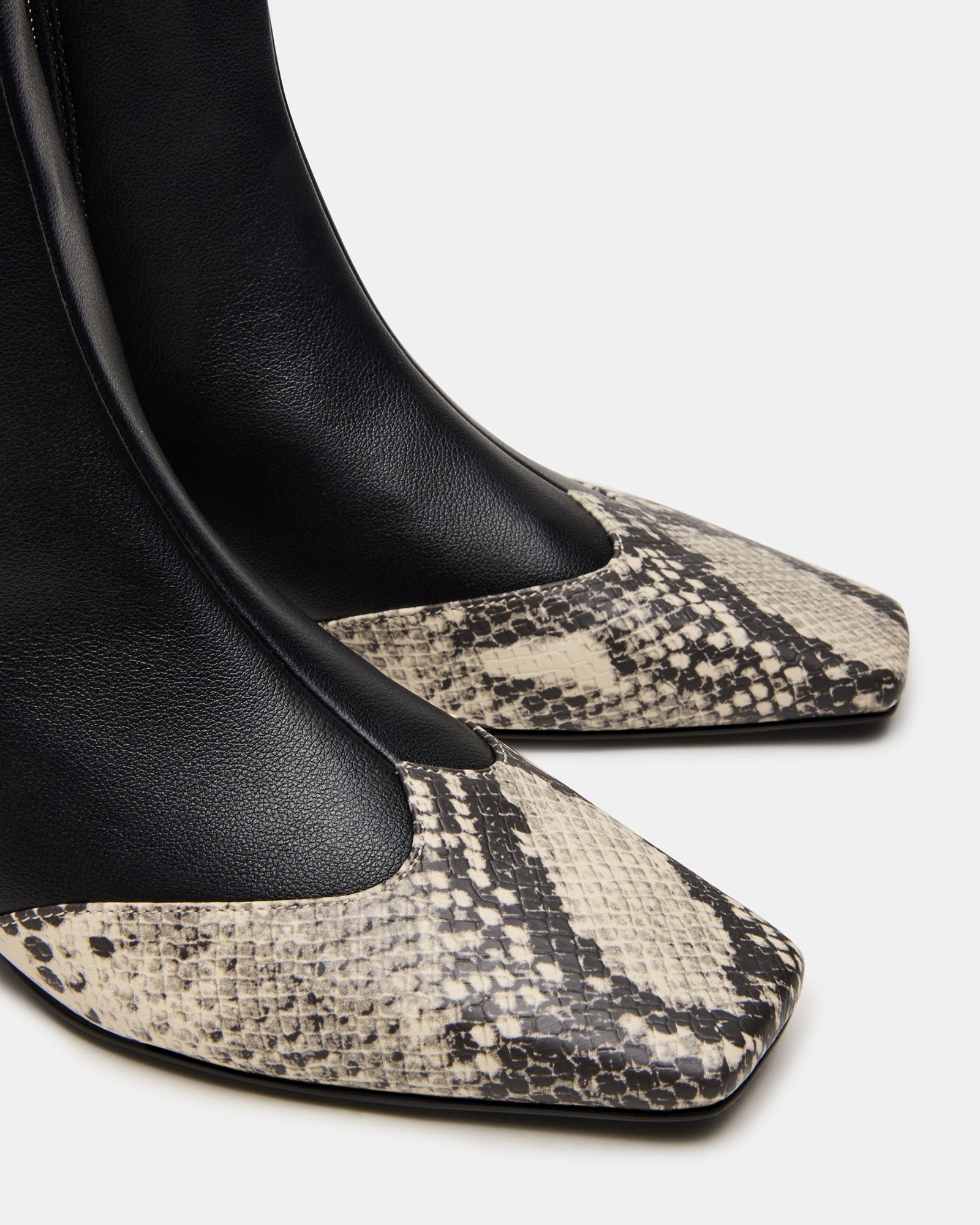 JETER BLACK SNAKE