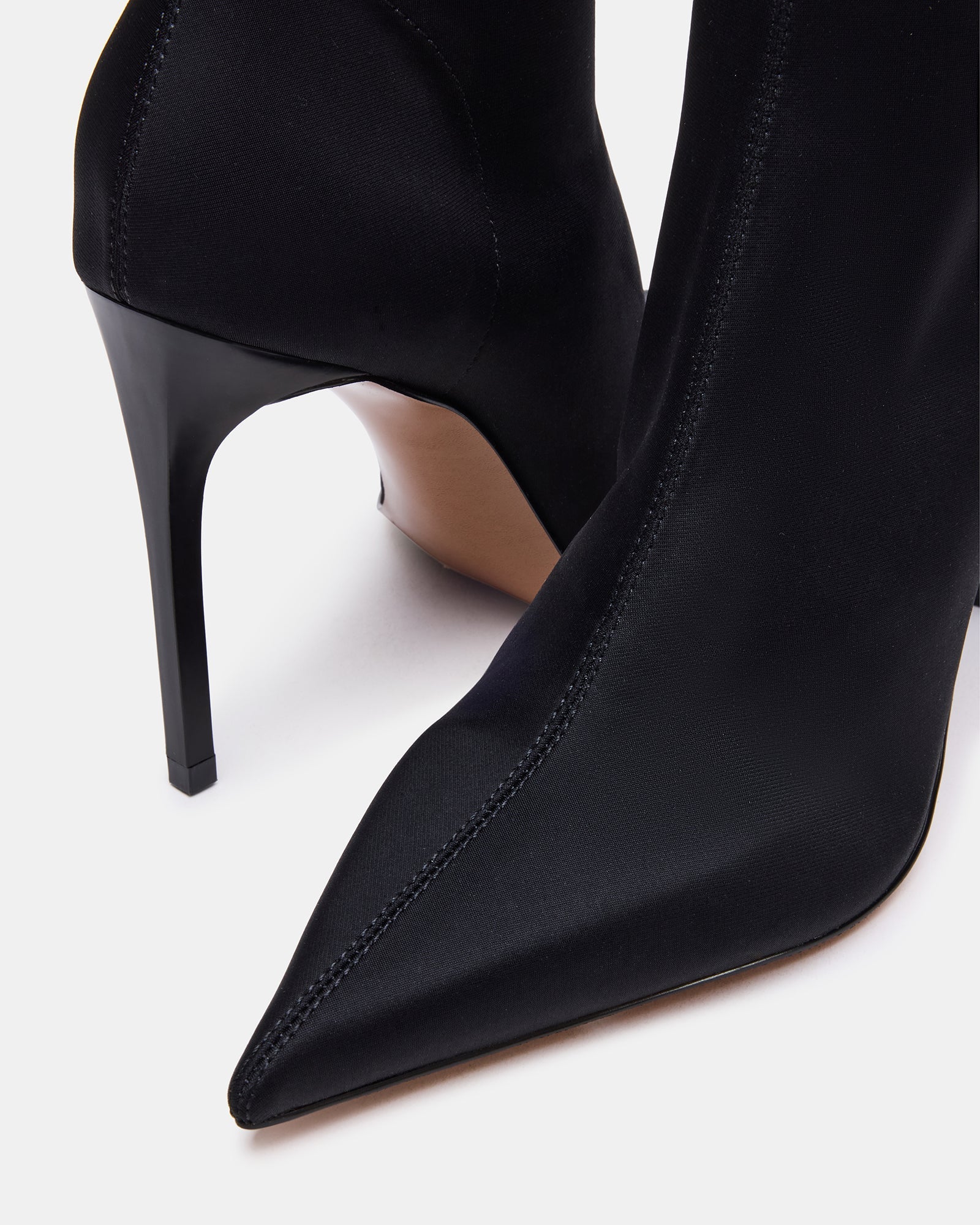 MIDNITE BLACK